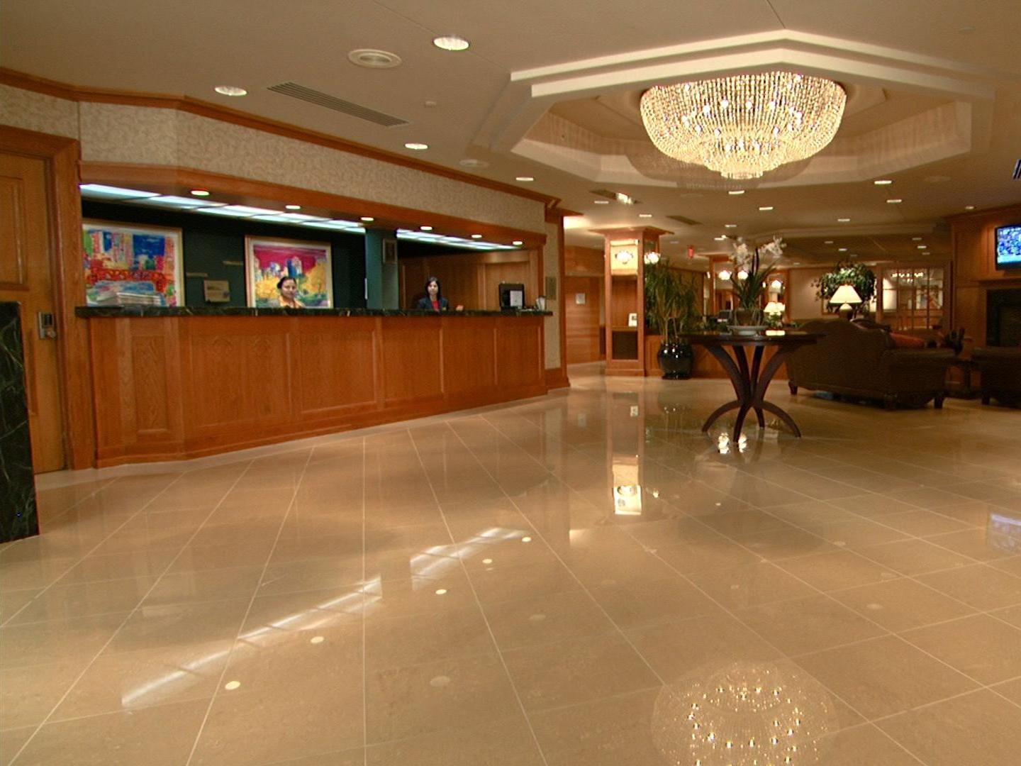 芝加哥-诺斯布鲁克皇冠假日酒店 外观 照片
