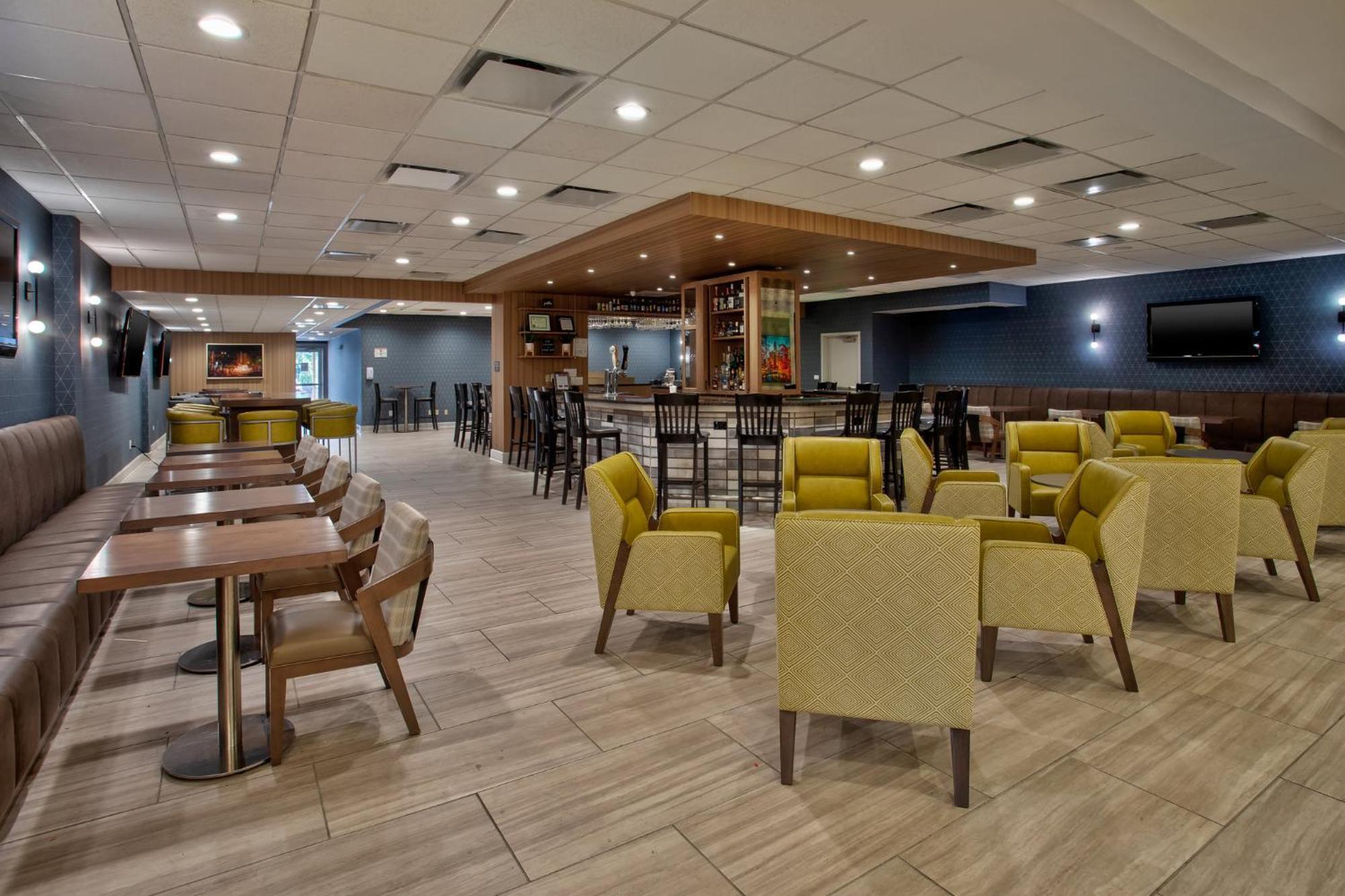 芝加哥-诺斯布鲁克皇冠假日酒店 外观 照片
